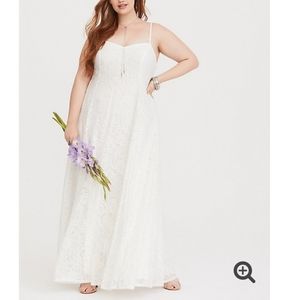 NWT size 3 Torrid white dress